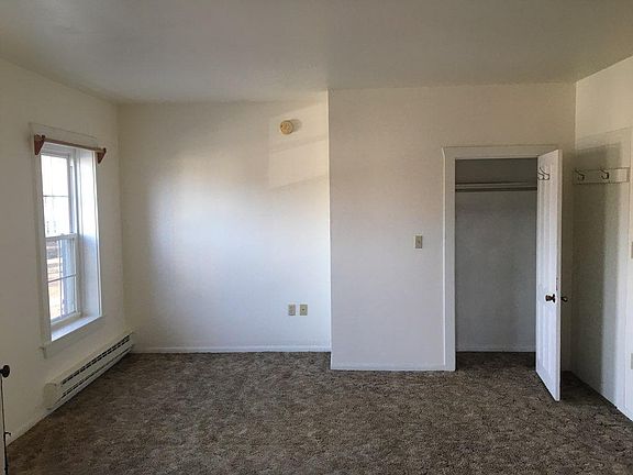 5th image of 9 Salem St APT 11