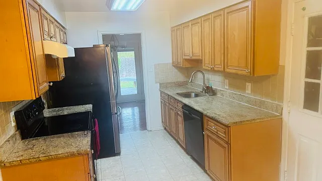 9715 Aspen Hollow Way — Photo 6