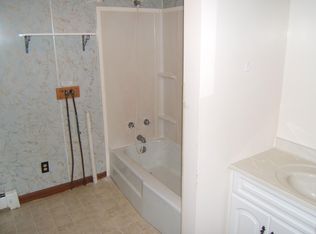 13 Exchange St APT 1, Gorham, NH 03581