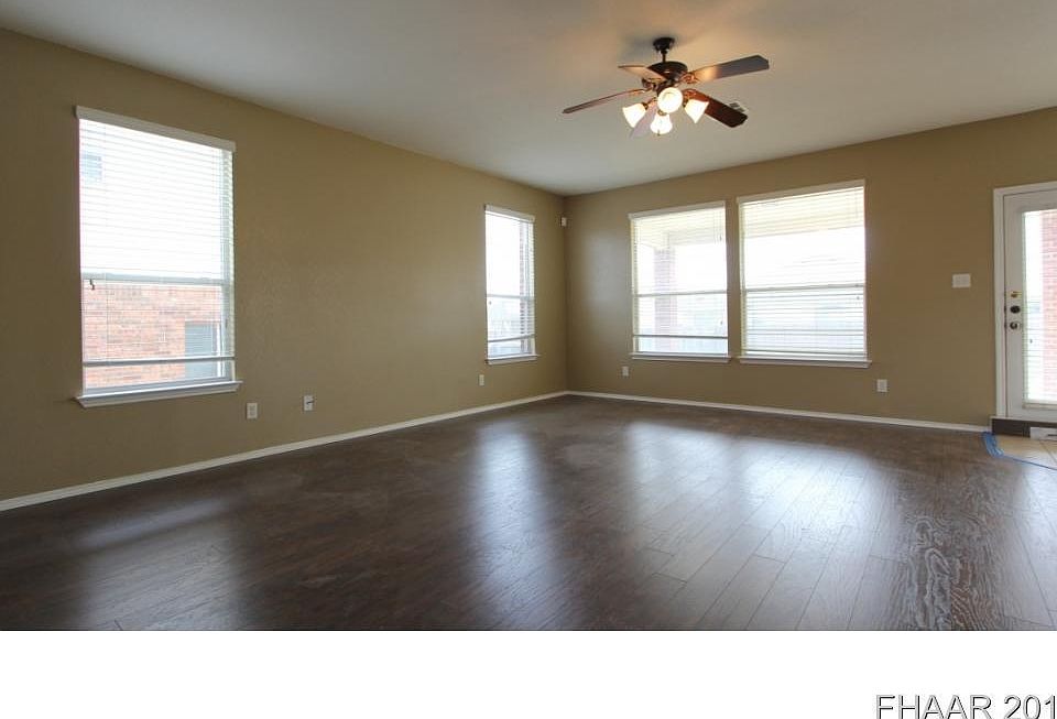1st image of 222 Lottie Ln