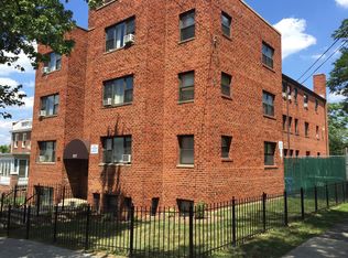 917 48th St NE APT 303, Washington, DC 20019