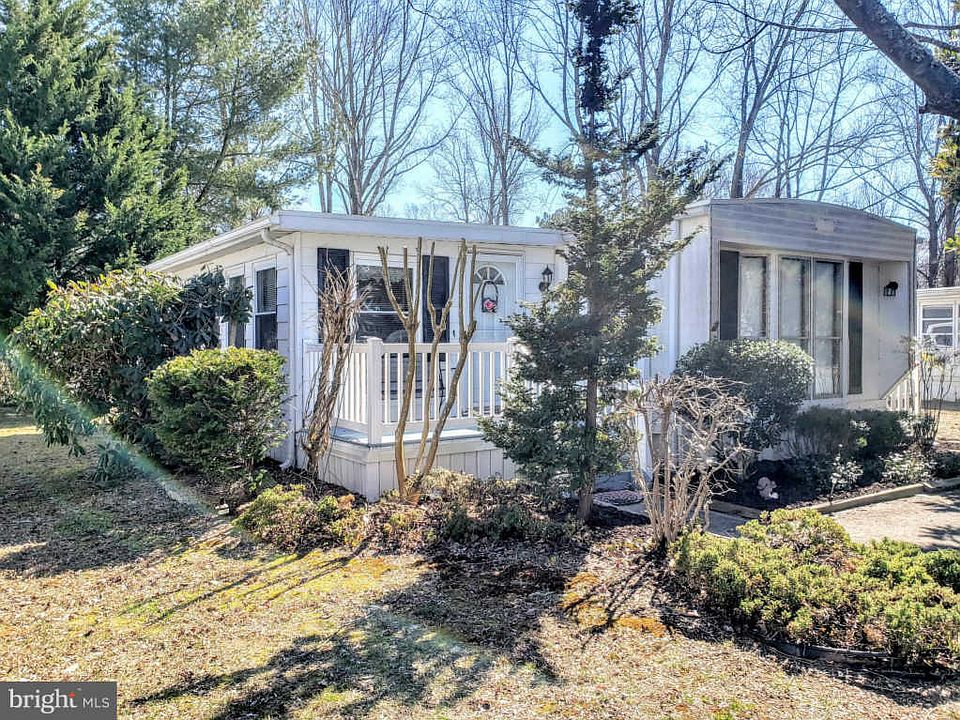 1st image of 34147 Pinewood Cir #11861