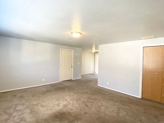 5th image of 3742 Rose Hill St APT 102
