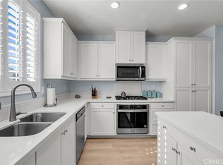 16064 Symphony Ln, Fontana, CA 92336