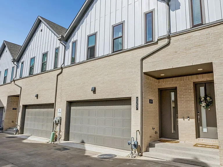 2357 Rook Dr — Photo 28