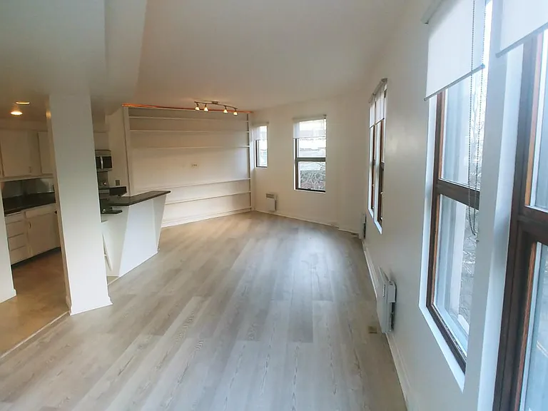2700 4th Ave #406 — Photo 6