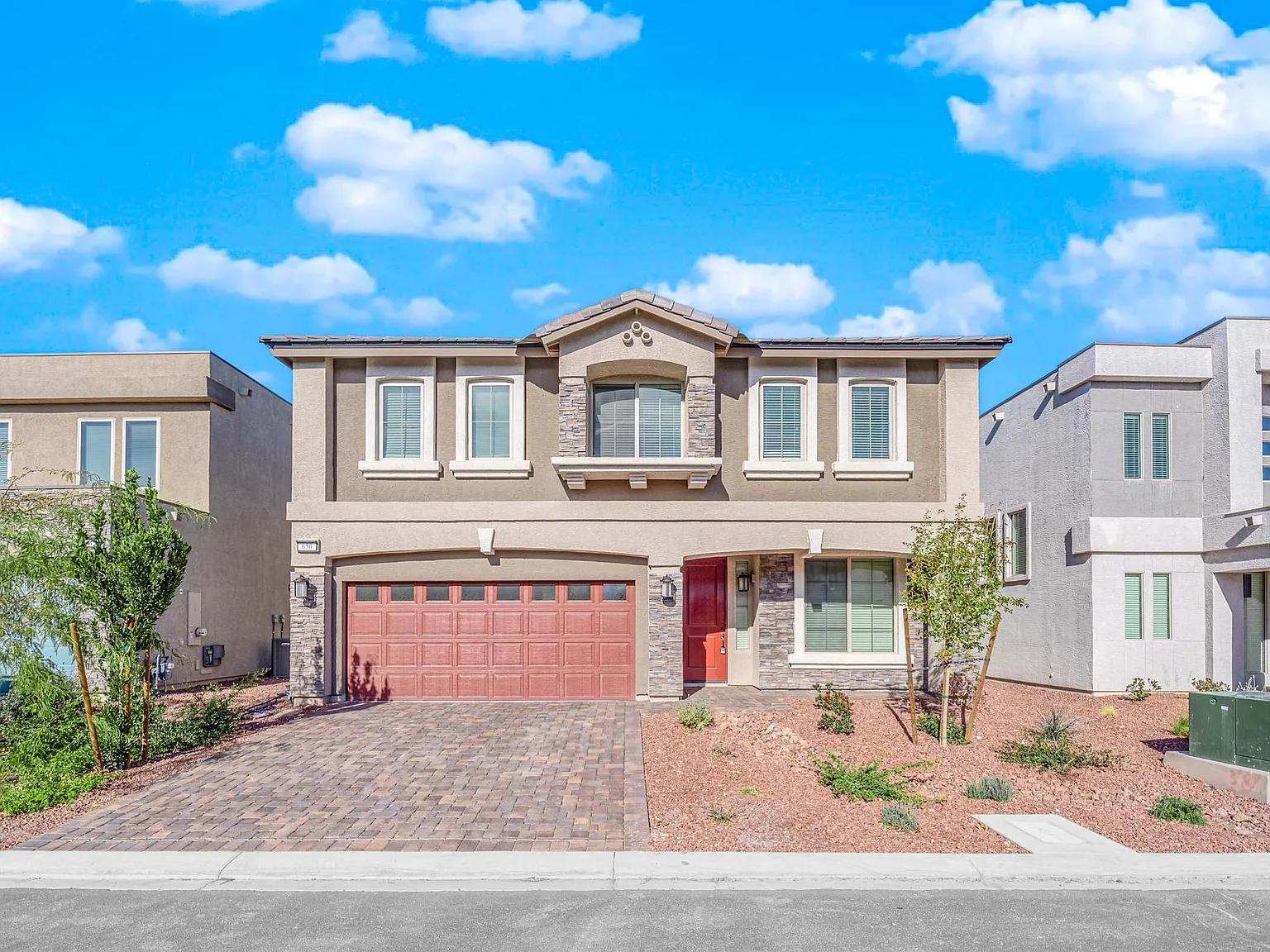 4 bed, 3.5 bath, 3072 sqft, $3,250 — Photo 1