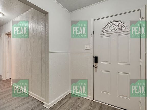 5th image of 1725 Continental Dr