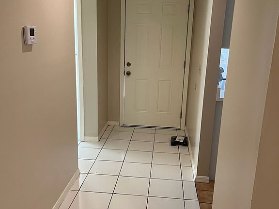 Entryway/Hallway