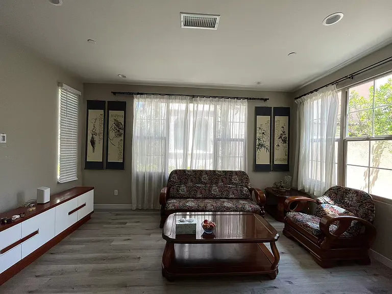 140 Briarberry — Photo 3
