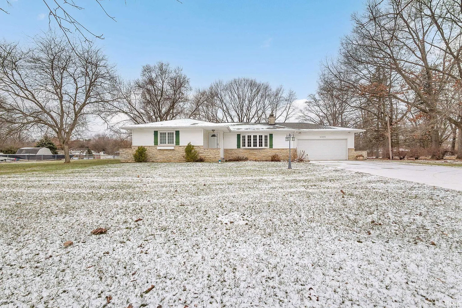 51825 Gumwood Rd photo 1