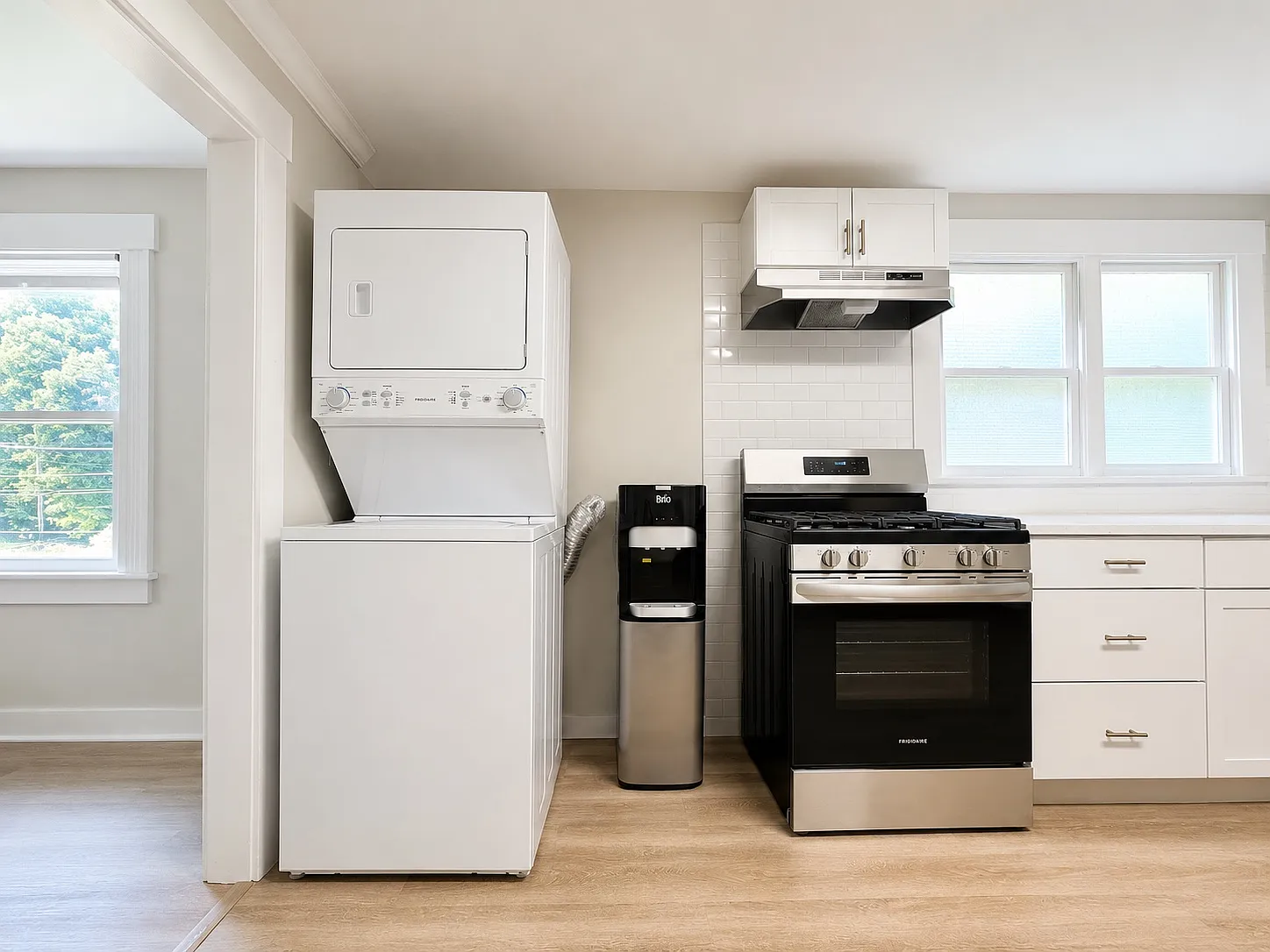 2 bed, 1230 sqft, $1,900 — Photo 3