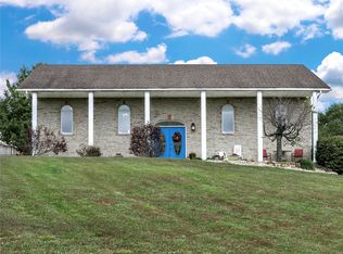 6577 Renken Rd, Moro, IL 62067