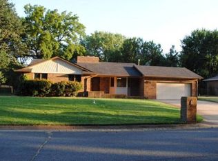 629 W Christine Ct, Haysville, KS 67060