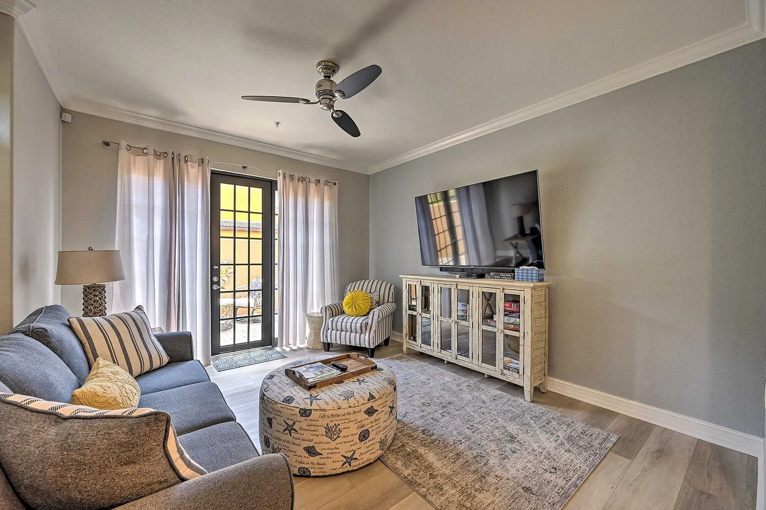 3 bed, 2.0 bath, 1765 sqft, $8,802 — Photo 3