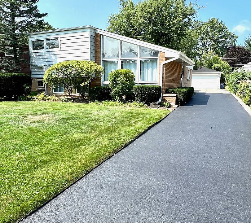 1st image of 1212 Cavell Ave