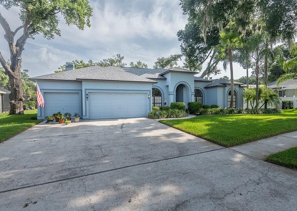 1st image of 4704 Stone Hollow Ct