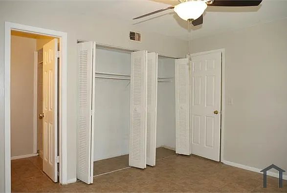 2050 Bowen Dr — Photo 8