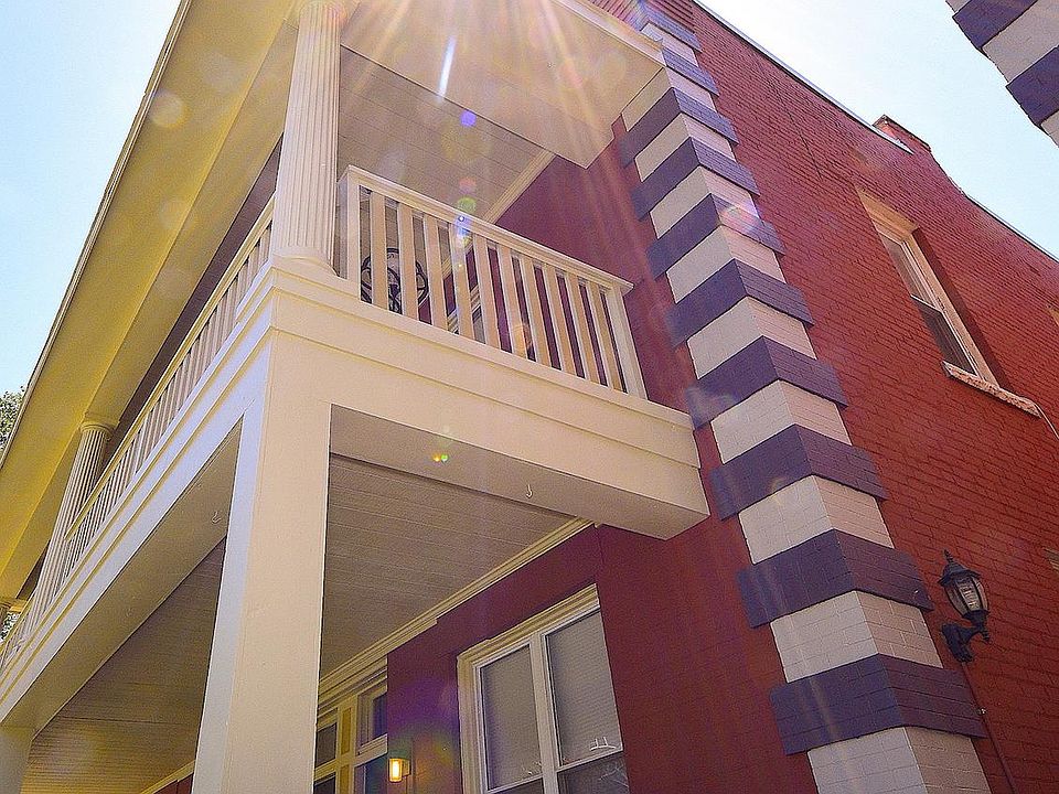 1st image of 105 W 36th St #6
