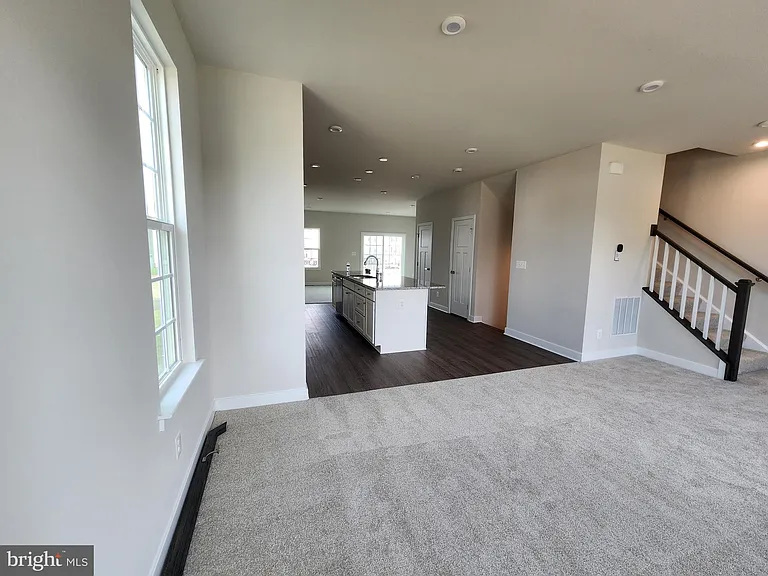 844 New Castle Landing Dr — Photo 32