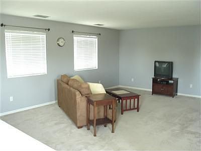 HUGE bonus room!