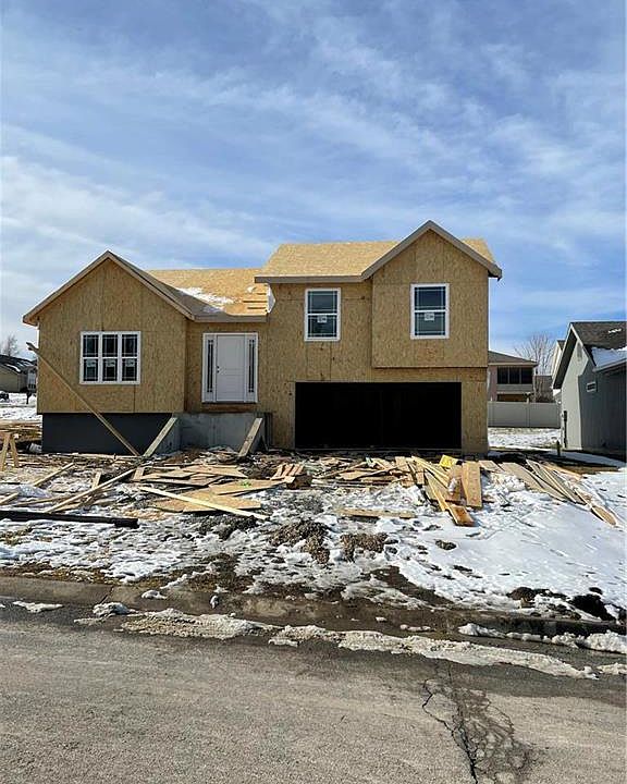2nd image of 5312 Crystal Dr