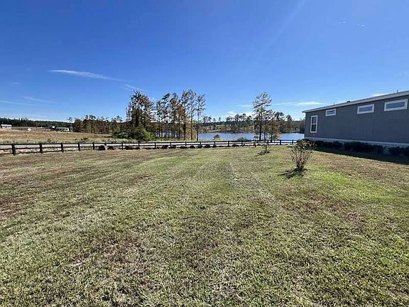 4th image of 52 Lunker Ln
