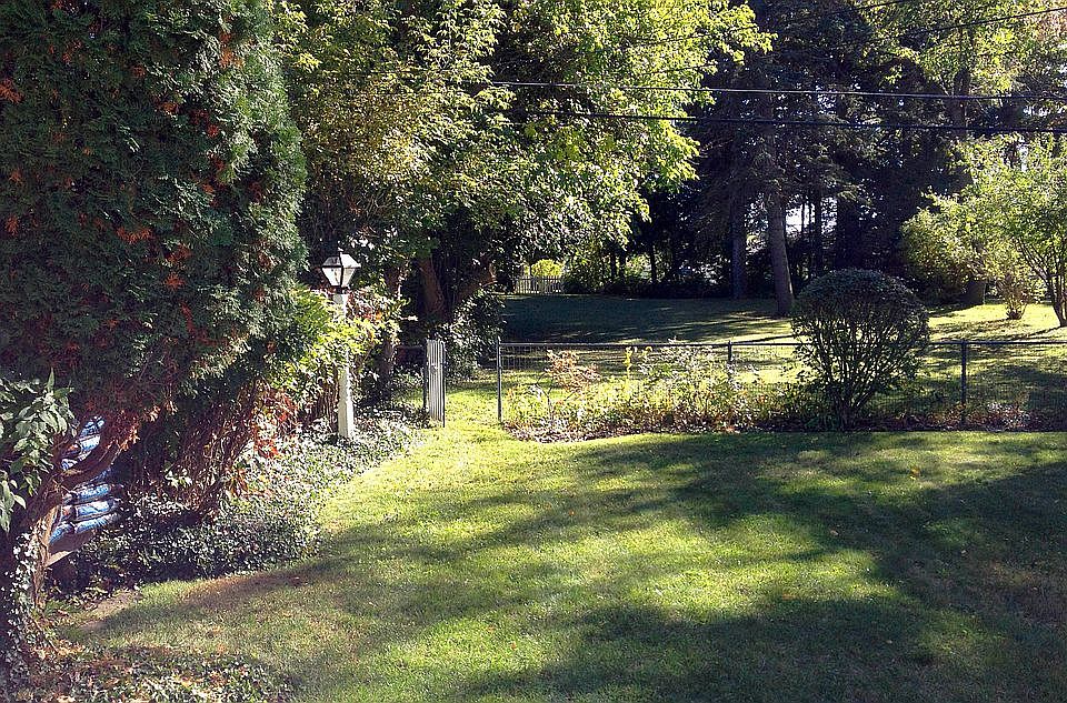 2nd image of 45 Brooklea Dr