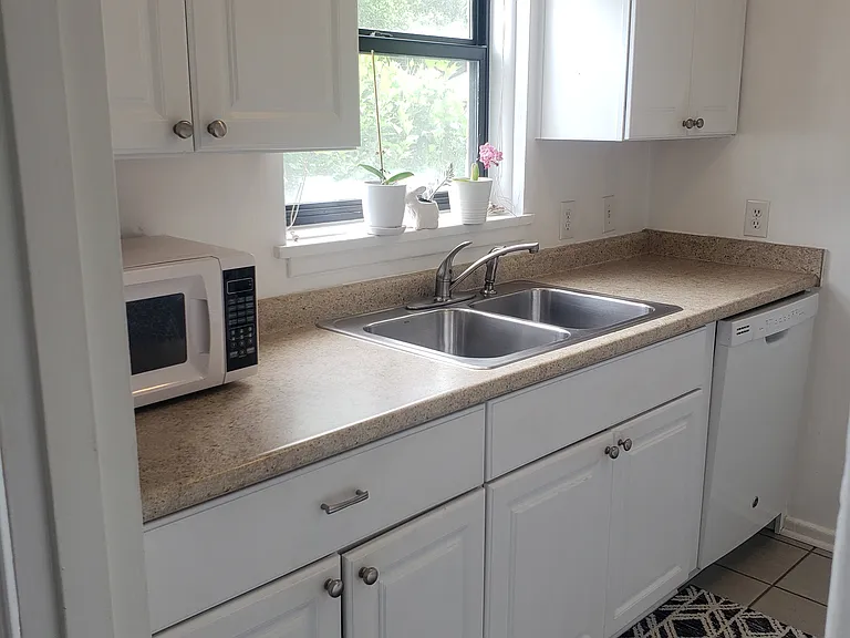 615 Biltmore Ave #H2 — Photo 11