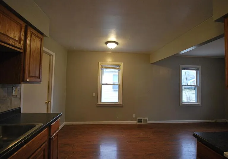328 W Kalama Ave — Photo 17