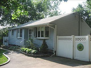 2nd image of 4 Eugene Dr