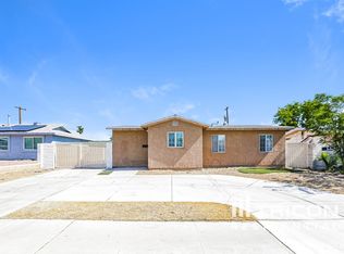 6112 Granada Cir, Las Vegas, NV 89107