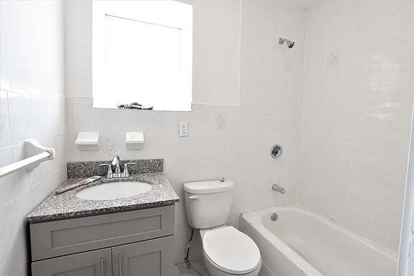 Rented by Clove Realty LLC | media 25