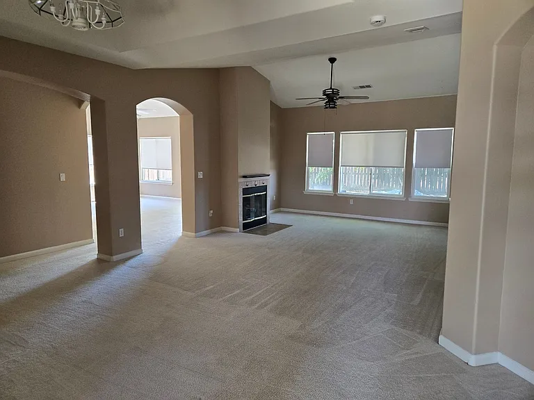561 Bluejay Ave — Photo 6