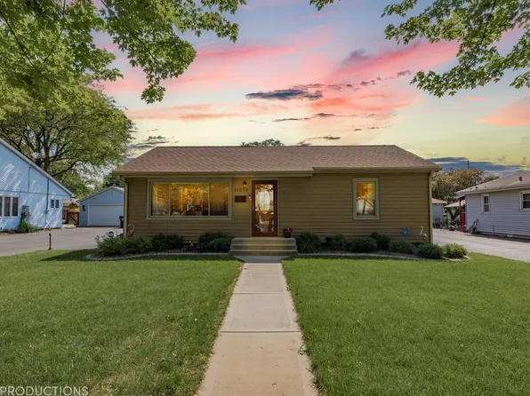 11019 Oxford Ave, Chicago Ridge, IL 60415