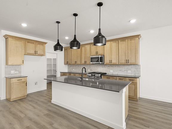 3rd image of 657 Tyronza Dr