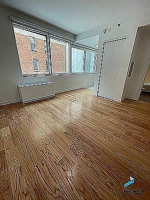 4th image of 503 W 46th St APT 9