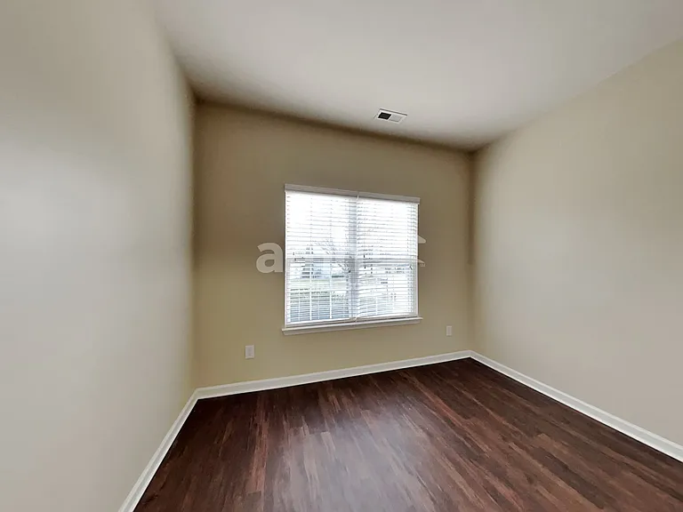 11342 Heritage Green Dr — Photo 19
