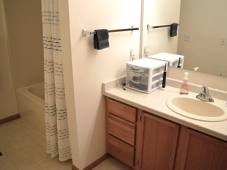 301 Harbour Town Dr #209 — Photo 6
