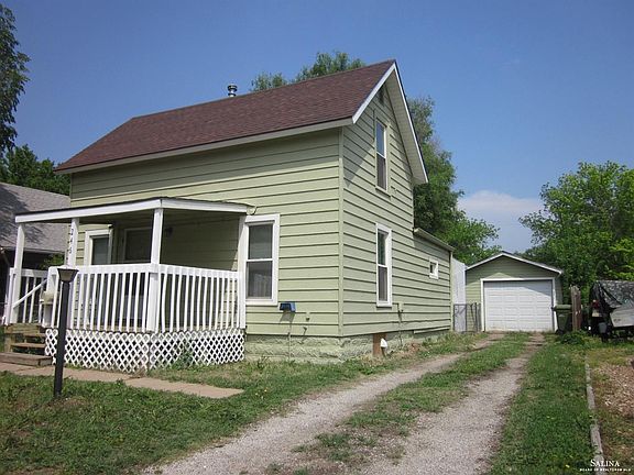 2nd image of 246 N Kansas Ave