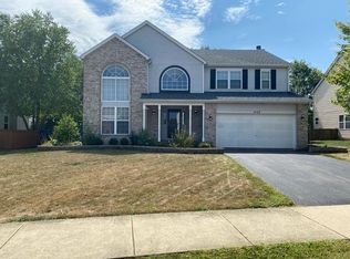 1532 W Mooseheart Rd, North Aurora, IL 60542