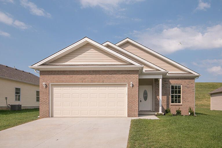 1st image of 360 Oxford Cir