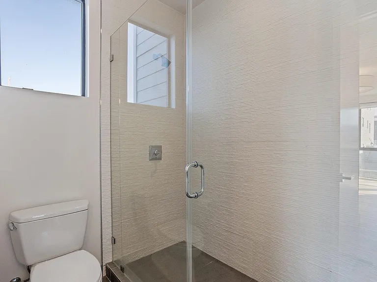 1340 Natoma St #2 — Photo 21