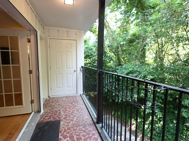 311 Peachtree Hills Ave NE #11C — Photo 23