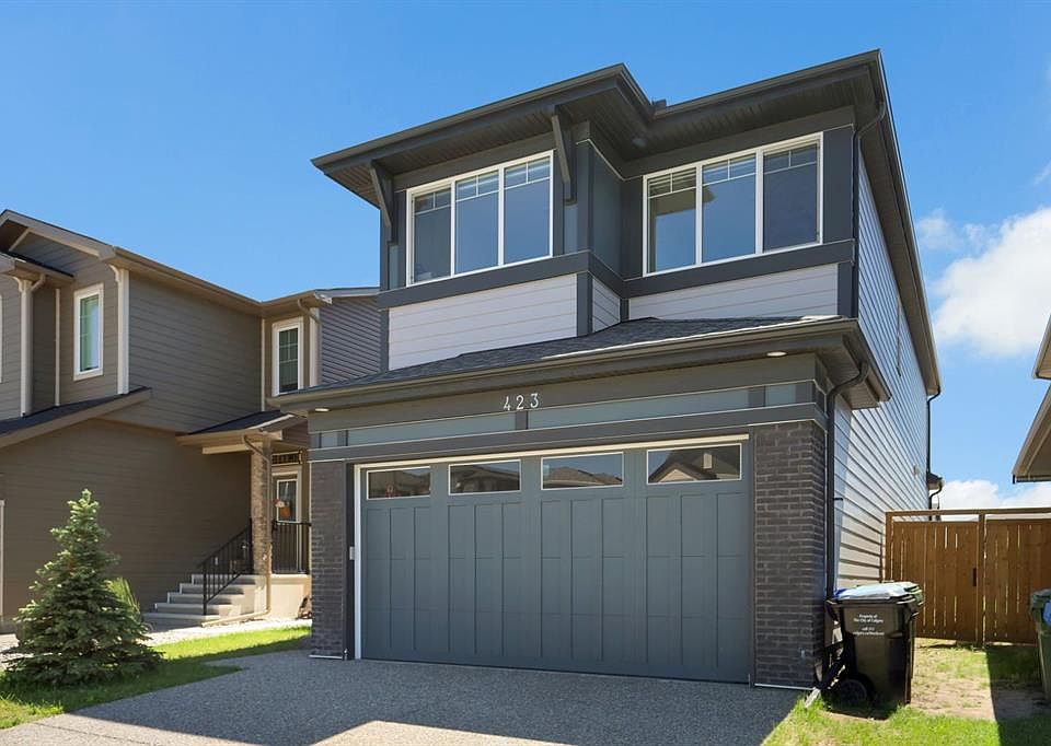 1st image of 423 N Legacy Cir SE