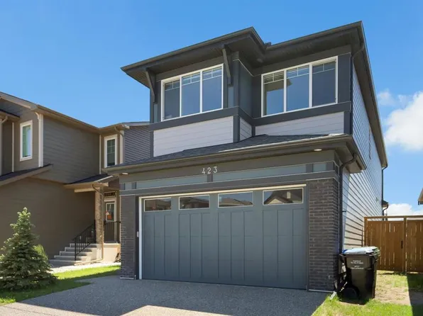 423 N Legacy Cir SE, Calgary, AB T2X 5G1