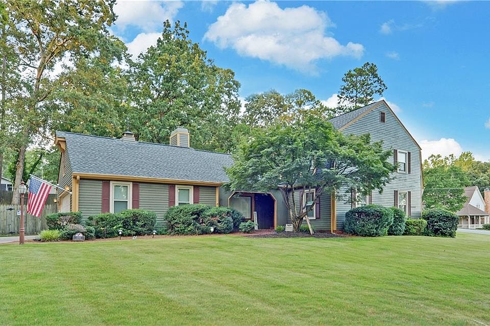 1st image of 3341 Edgewood Cir