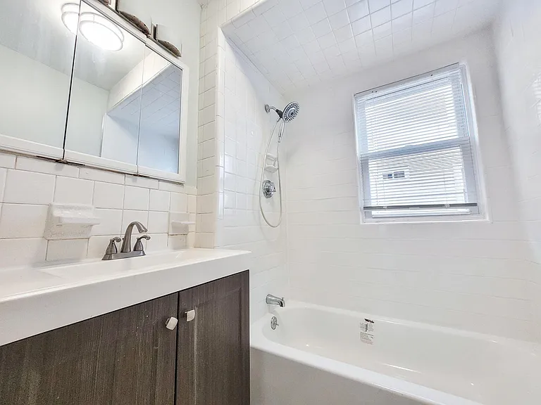 33 Juniper St #1 — Photo 10