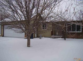 3816 Parkview Dr, Rapid City, SD 57701