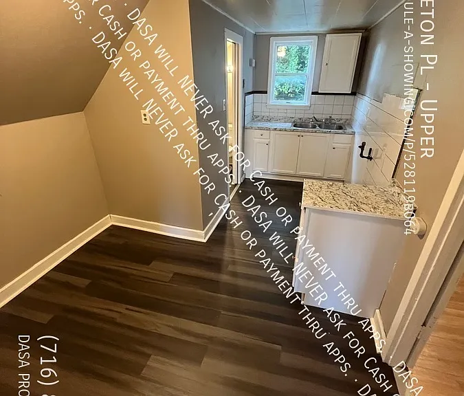 42 Princeton Pl #UPPER — Photo 4